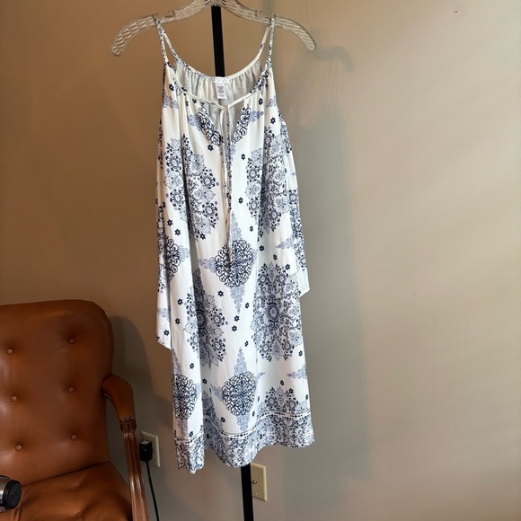 Blue and White Patterned Women's Dress - Picture 1 of 8